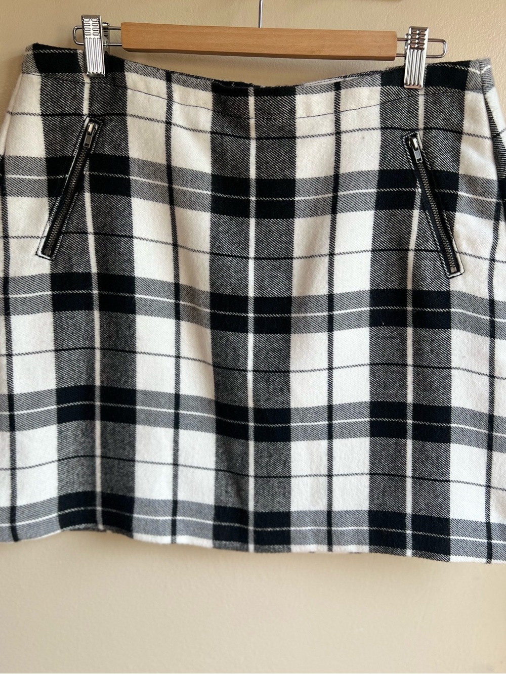 Stylus Plaid Mini Skirt Size 10 Black White Zip Pockets Y2K Preppy